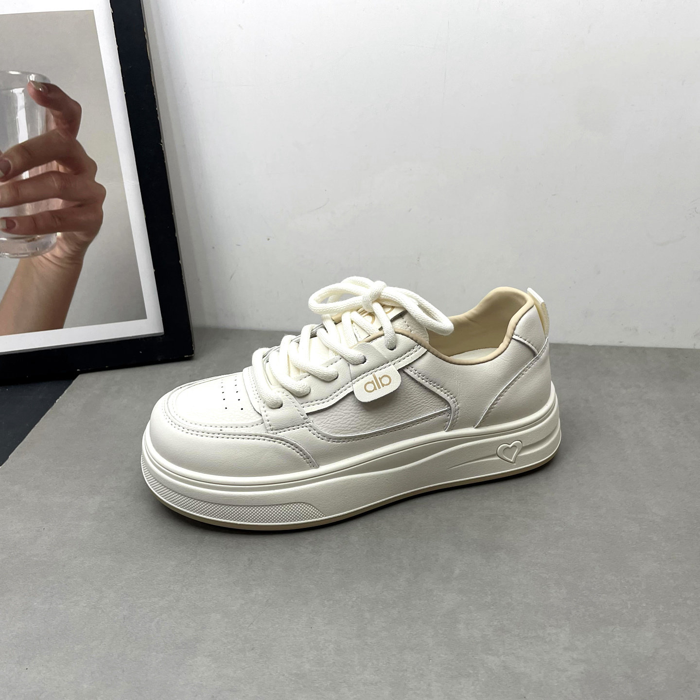 2026春季新款小白鞋平跟厚底防滑轻便学生休闲板鞋深口女士单鞋,淘宝优惠券,粉丝福利购,淘宝优惠卷