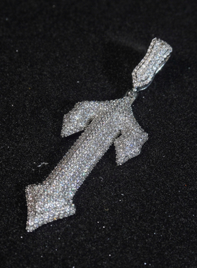 LFL欧美嘻哈饰品 Central cee同款字母T TRAPSTAR十字架吊坠项链