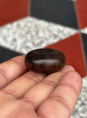 富森红土平安扣吊坠3.3×1.5cm约11克左右花蜜香型男女士挂件送礼