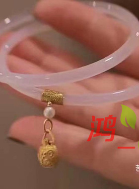 一步一响吞金兽对镯国潮叠戴玉髓