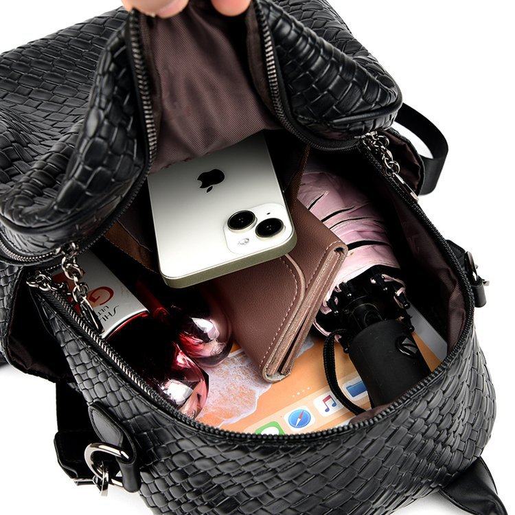 明星同款2024新款真皮双肩包女士妈妈时尚旅游背包软皮休闲大容量