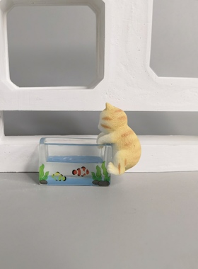 仿真小猫鱼缸小摆件治愈系解压电脑桌面展示架车载中控装饰小物件