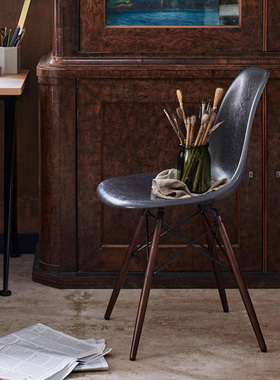 瑞士Vitra 伊姆斯椅子 玻璃纤维 Eames dsw创意设计进口欧式