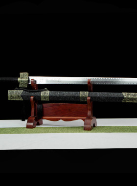 高碳钢龙泉镇宅宝剑手工锻打一体