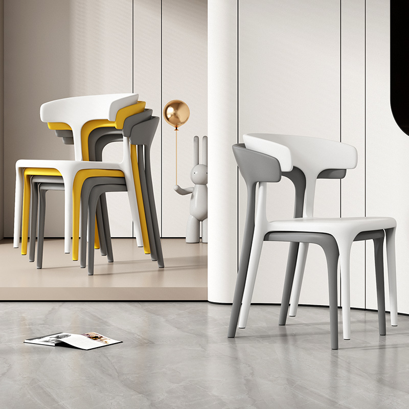 书桌凳子餐桌餐椅家用塑料靠背懒人休闲简约商用北欧办公牛角椅子 - 图0