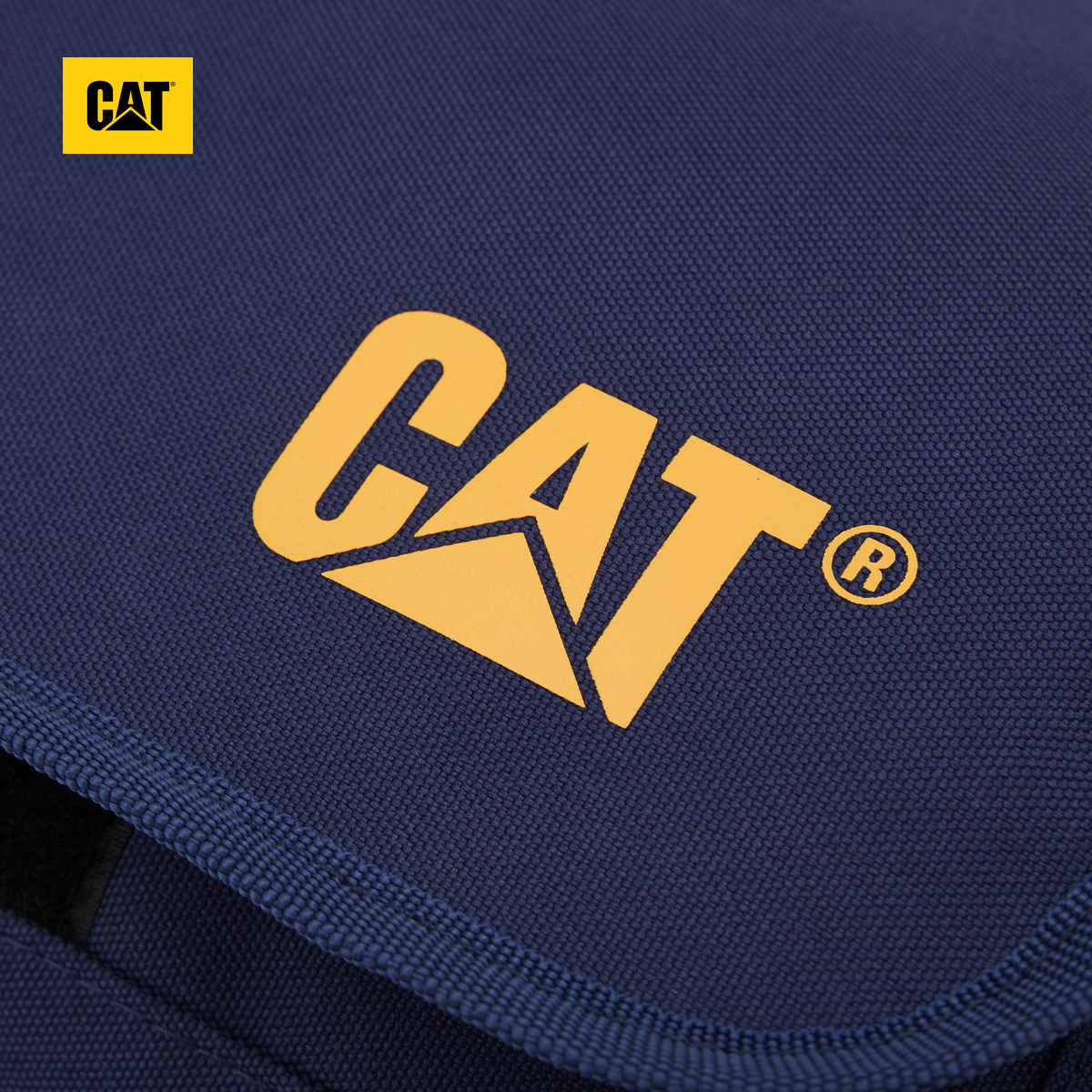 CAT卡特秋冬男女同款户外休闲翻盖魔术贴设计肩挎包斜跨包腰包,淘宝优惠券,粉丝福利购,淘宝优惠卷