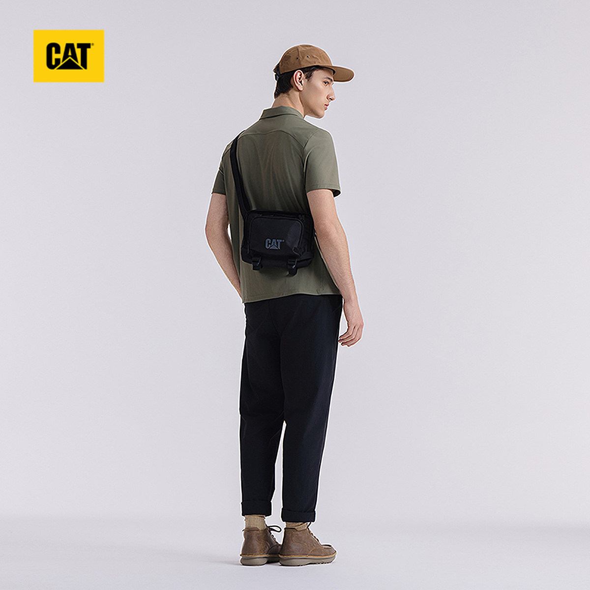 CAT卡特25秋冬新品男女同款户外卡扣斜挎包多功能休闲背包腰包,淘宝优惠券,粉丝福利购,淘宝优惠卷