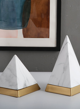 新中式白金色相框人物雕塑艺术