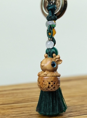 绿檀木镂空香囊球古风车挂件吊坠招财猫女背包情侣随身扩香装饰品