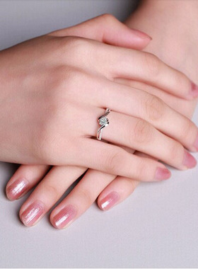 铂金戒指莫桑石情侣求婚礼物