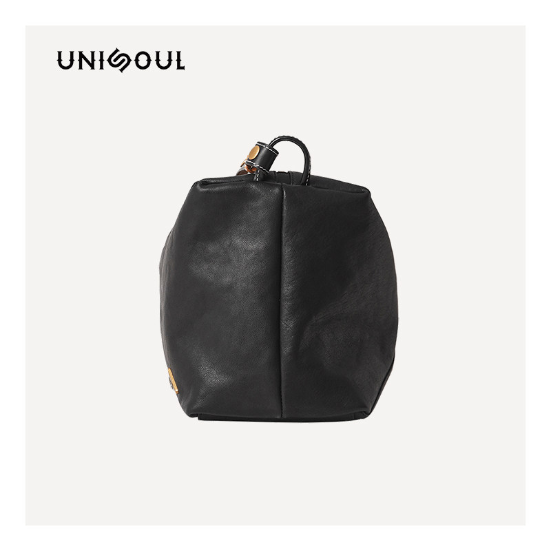 unisoul经典黑系列男包潮牌斜挎包 UNISOUL男士包袋