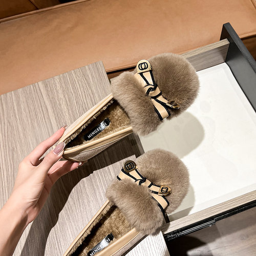 毛毛鞋女秋冬外穿2025新款兔毛大码孕妇一脚蹬豆豆鞋加绒平底棉鞋 - 图2