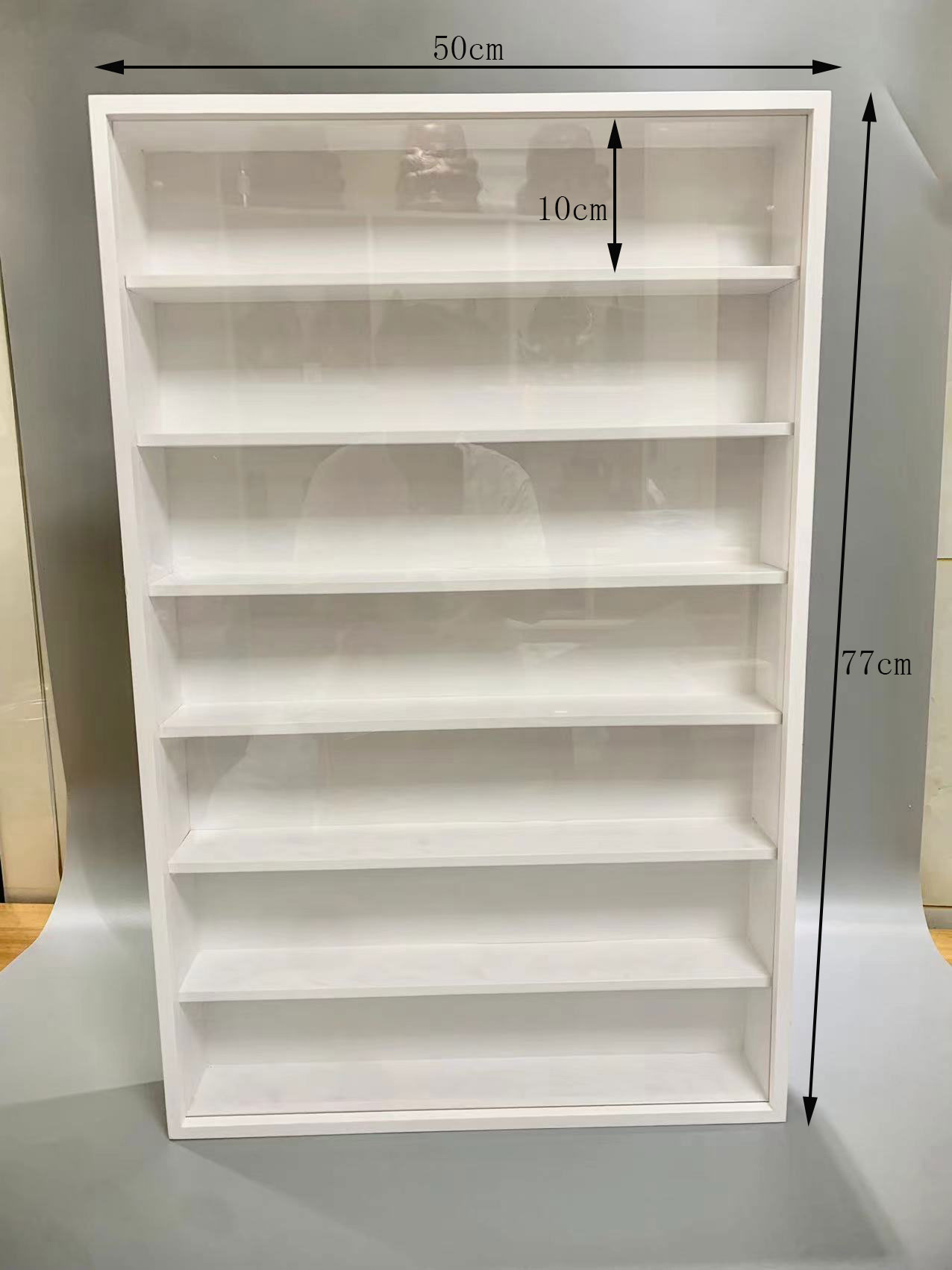 Shandong Heze pine solid wood display cabinet