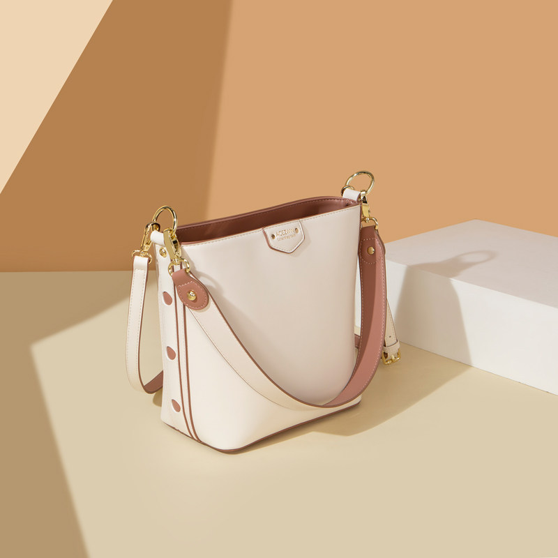 大容量女宽肩带2020新款韩版水桶包 acezwin女士包袋