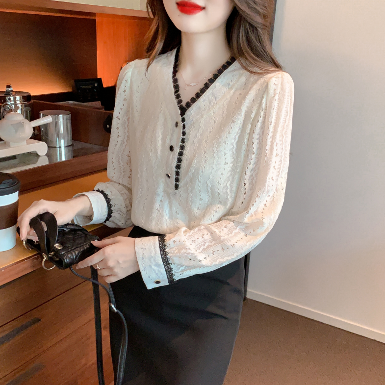 2025年秋冬季新款加绒加厚V领蕾丝衫衬衫气质打底衫上衣内搭女 - 图2