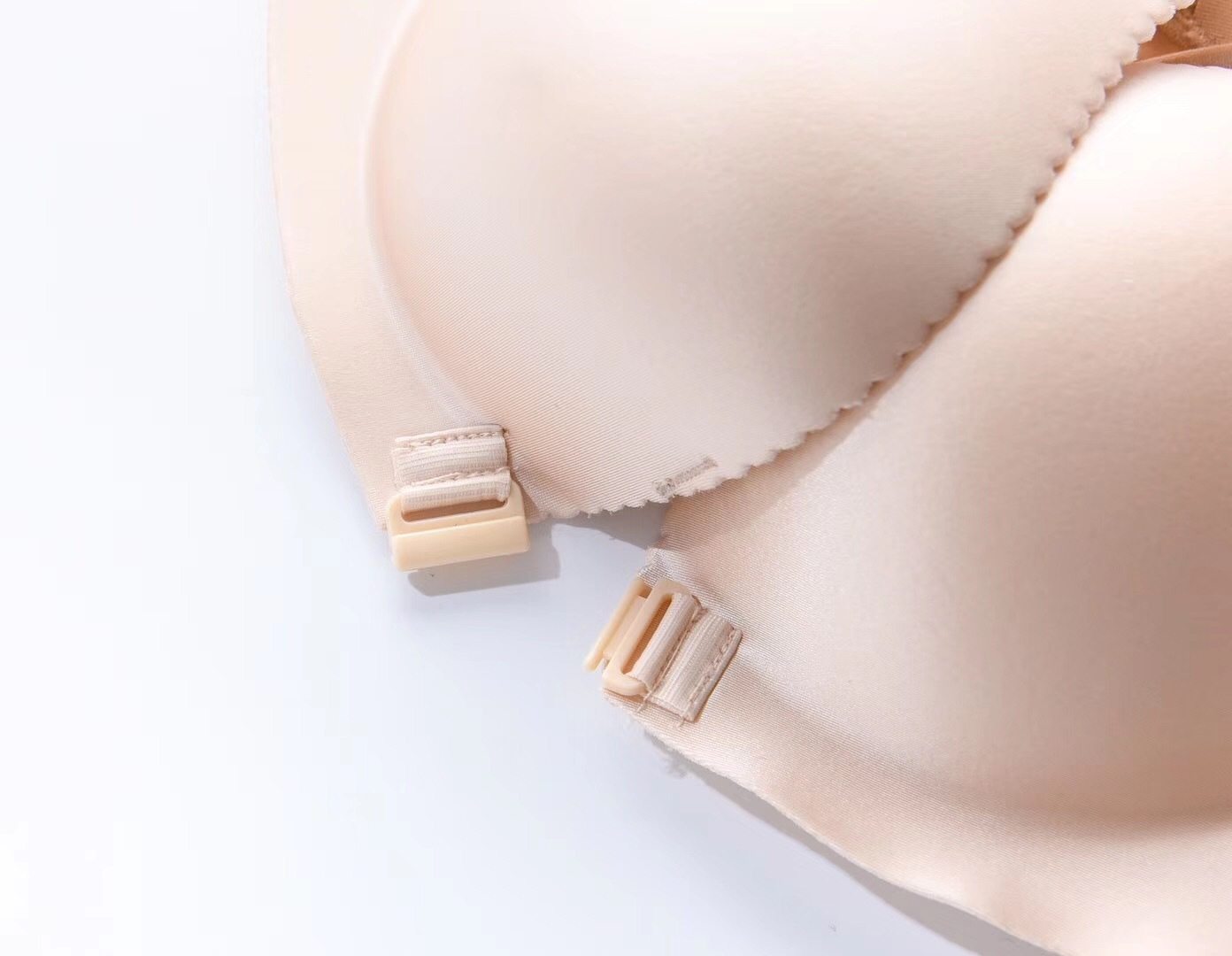 夏季聚拢中厚露背内衣少女无钢圈 樱尚雅文胸套装