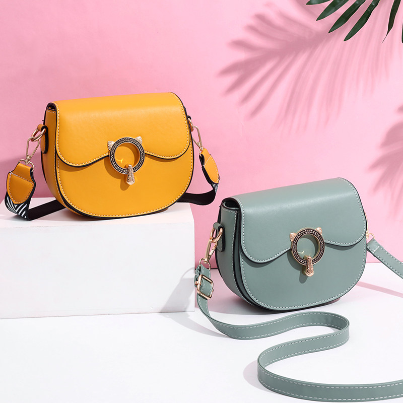 2020新款潮网红小ck夏季斜挎包包 丹妮芙女士包袋