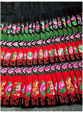 苗绣手工绣片机绣裙子飘带绣布