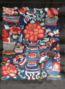 精品少数民族仿手工贴花老绣片
