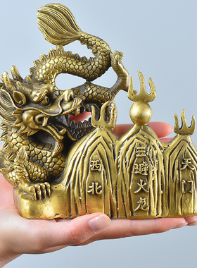 厨房西北角避火龙瓶子摆件