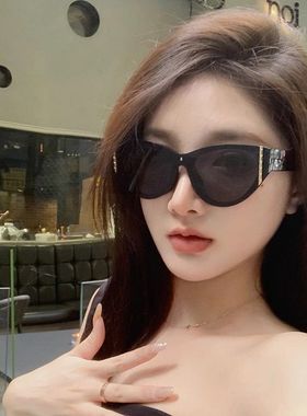 复古猫眼墨镜女方圆脸大框显瘦科技感高级感防紫外线太阳眼镜帅气