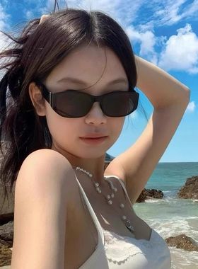 Jennie同款窄框猫眼墨镜女出行防晒防紫外线高级感曲面屏太阳眼镜