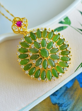 慕溪源2024新款设计款和田碧玉素银吊坠