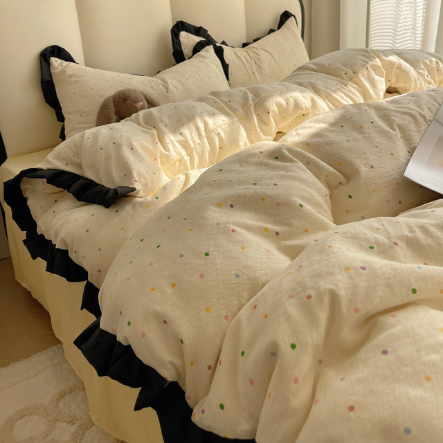 Retro Polka Dot Lace Four-Piece Set Double Layer Quilt Cover