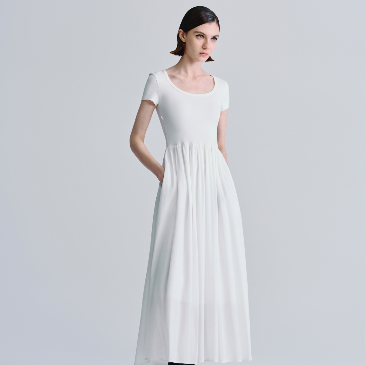 HAVVA设计感小众收腰拼接连衣裙修身显瘦女士裙子2026春夏Q3-2320