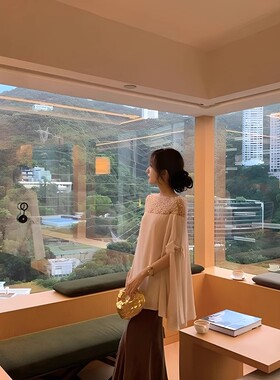 2025新款套头重手工珍珠披肩薄百搭宽松短款小外套圆领斗篷