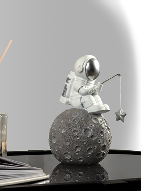 轻奢风家居客厅儿童房宇航员摆件