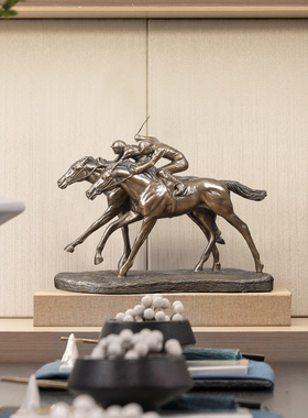 客厅酒柜书房摆设马到成功摆件