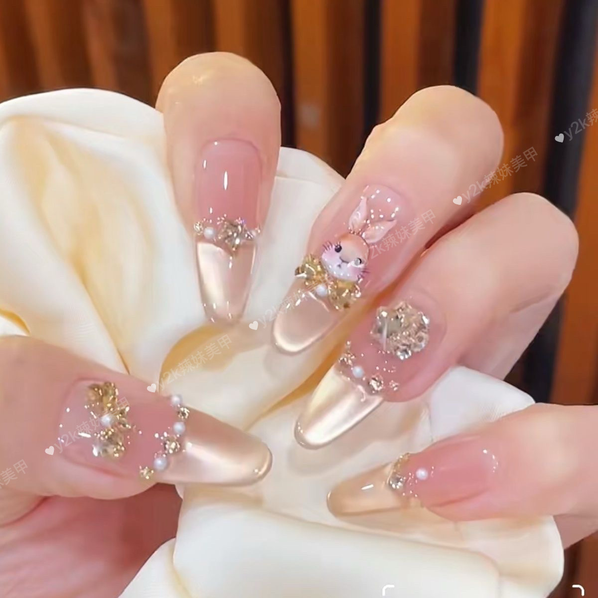 【金兔来财】手工穿戴甲金色猫眼可爱兔子温柔仙气法式碎钻美甲贴,淘宝优惠券,粉丝福利购,淘宝优惠卷