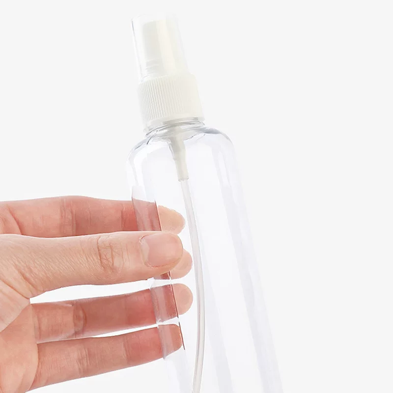 Sprayer, cosmetic moisturizing bottle for traveling
