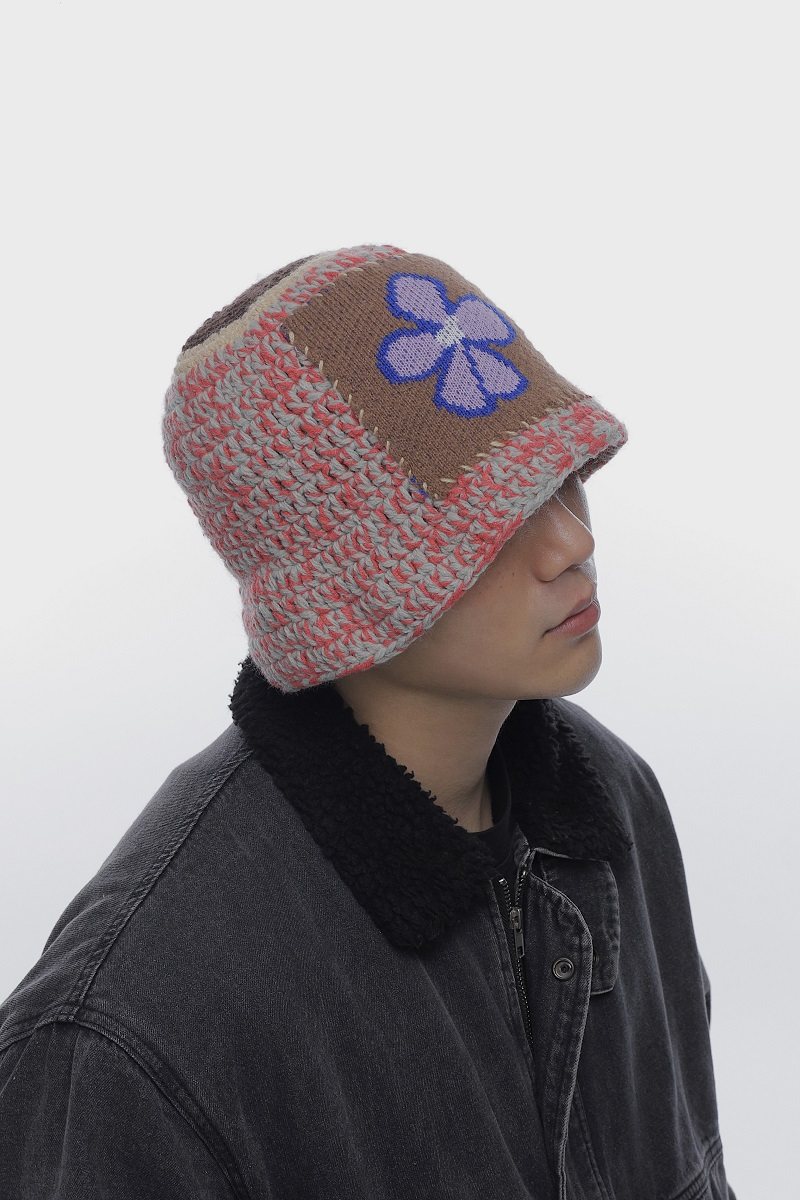 韩国小众设计师花朵贴布针织渔夫帽秋冬防寒保暖护耳毛线帽盆帽潮,淘宝优惠券,粉丝福利购,淘宝优惠卷