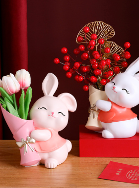 草莓熊摆件电脑工位解压小摆件