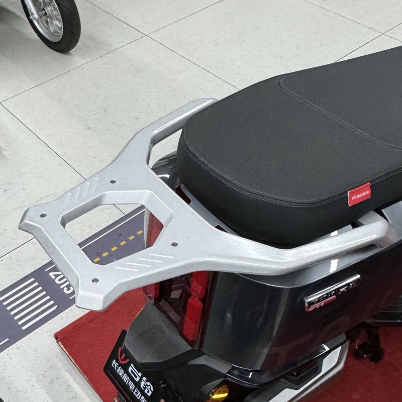 适用台铃苍穹电动车尾架加厚压铸铝合金电车后货架尾箱支架后衣架,淘宝优惠券,粉丝福利购,淘宝优惠卷