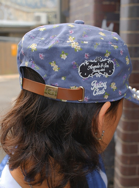 AVENUE&SON x JUICY2026联名碎花满印刺绣LOGO珍珠平顶帽药盒帽