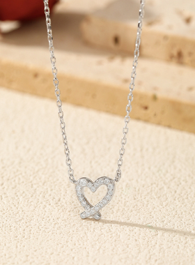 摩典S925纯银莫桑钻心形碎钻项链
