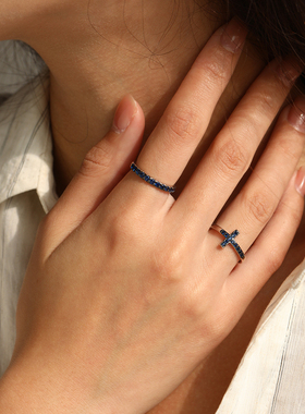 摩典S925银复古蓝色排钻撞色戒指