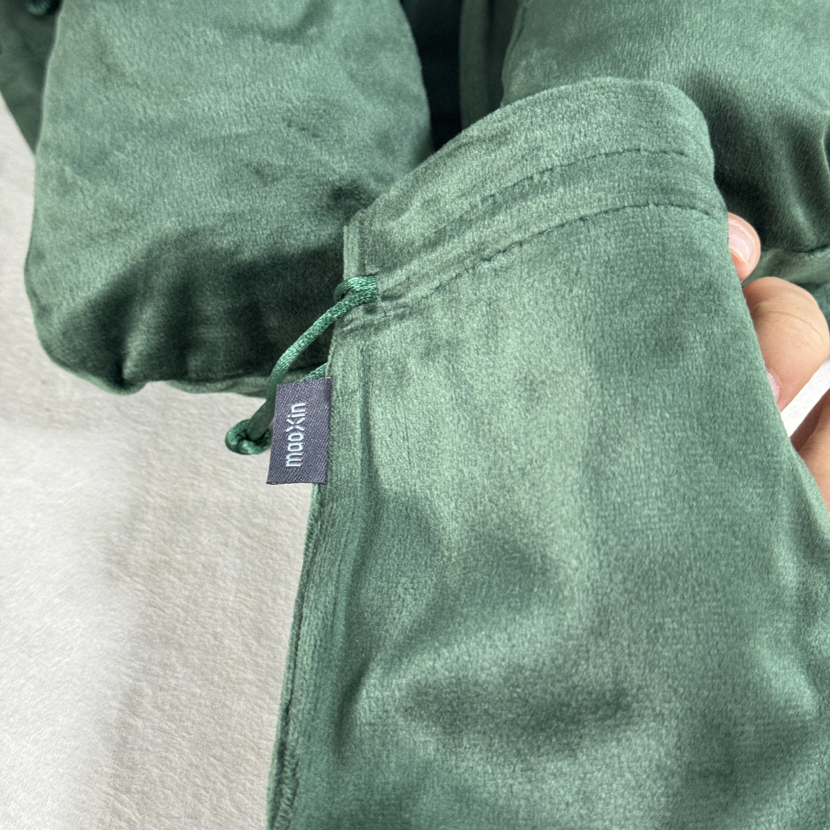 发5个 丽丝绒简约饰品收纳袋耳机配件绒布袋束绳袋数码小配件收纳