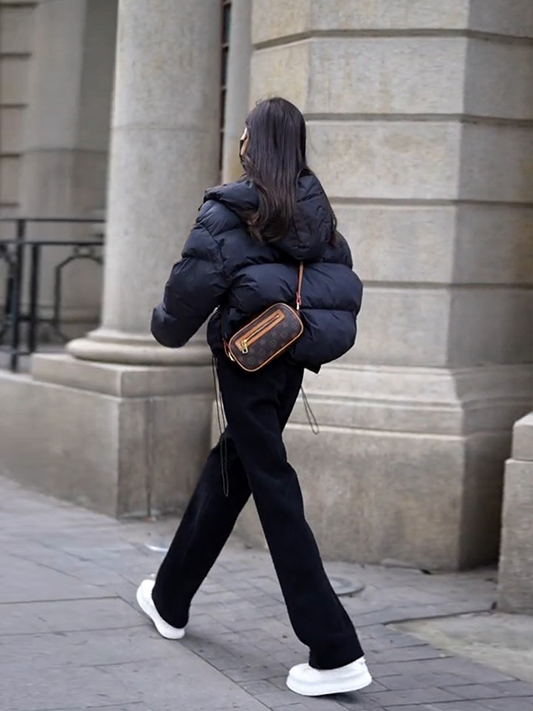 连帽短款羽绒服女款加厚2023年冬季新款小个子面包服韩系宽松外套