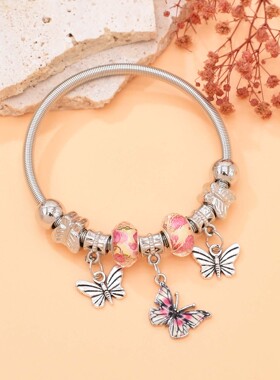 小女生甜美风格蝴蝶合金吊坠手链