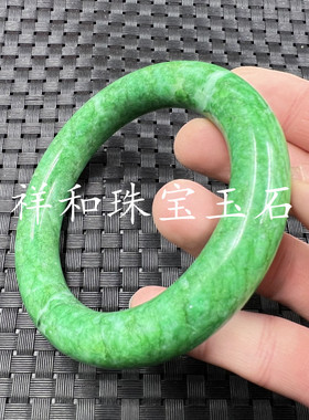 一物一图翠玉干青圆条玉石手镯