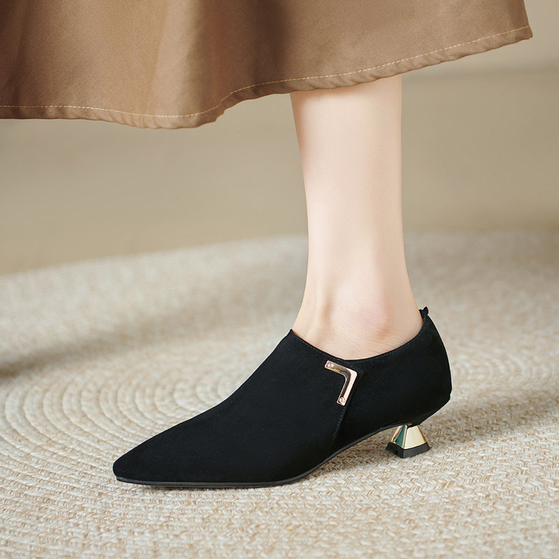 2025年春秋季新款真皮尖头低跟单鞋黑色猫跟深口鞋羊皮中跟女鞋子,淘宝优惠券,粉丝福利购,淘宝优惠卷