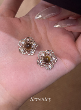 七与 新品【琥珀花蕾】复古小众~925银咖金虎眼石蕾丝耳钉