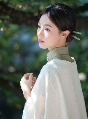 雪梦羊春秋冬绞花米白外搭披肩女