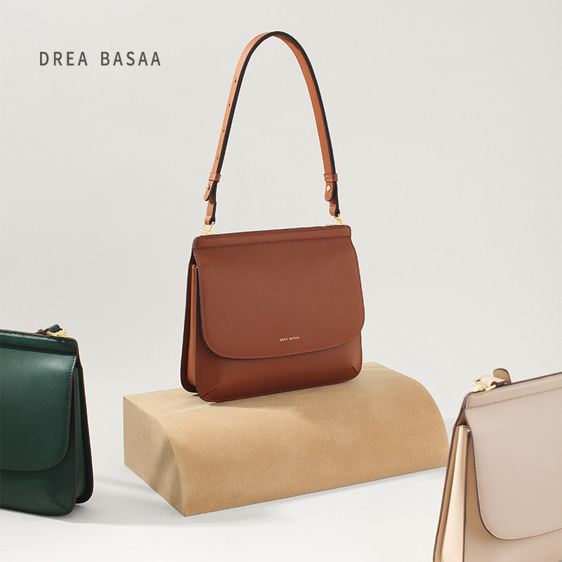drea basaa新款2021单肩斜挎方包 dreabasaa女士包袋