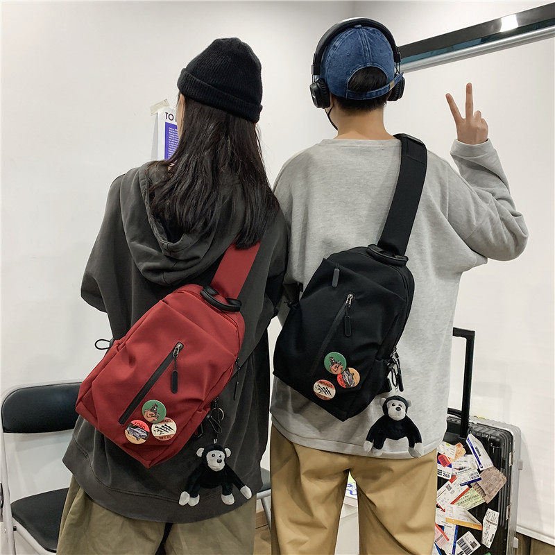 男士潮牌百搭胸包男ins斜挎包 满江红箱包男士包袋