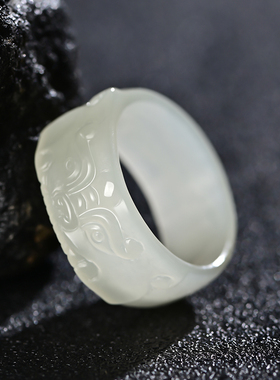 和田玉戒指女天然新疆仿古兽面